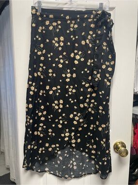 American Eagle Midi Black Floral Wrap Skirt with tie